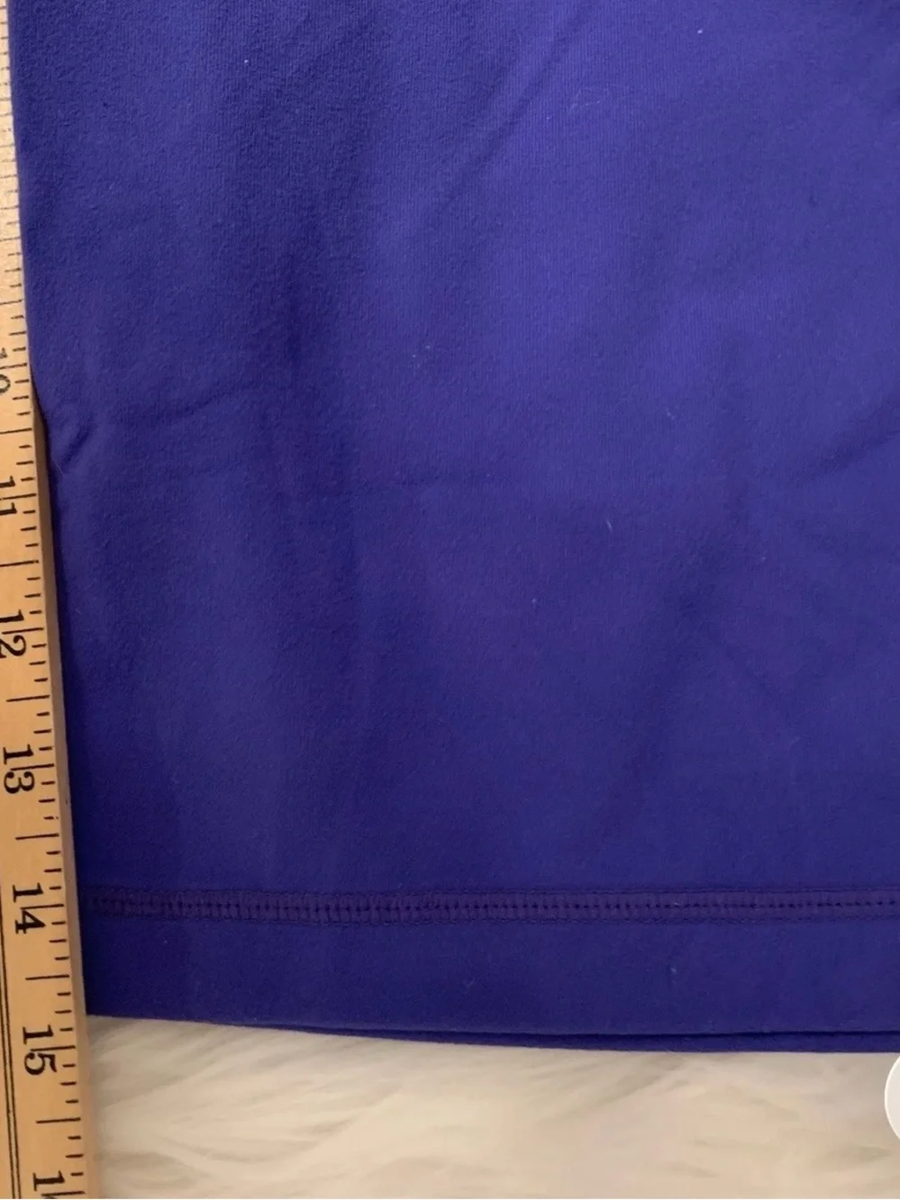Lululemon Clam Digger Long Shorts S 6 Royal Blue Purple White Inside Back Pocket